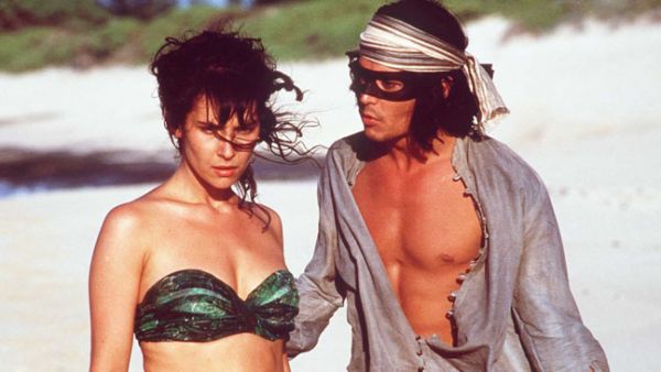 11. Don Juan DeMarco (1995): Nu este foarte greu de imaginat pe Johnny Depp in postura lui Juan DeMarco. Acesta a jucat alaturi de Marlon Brando, rolul sau fiind acela de Don Juan.  