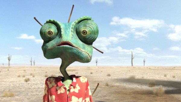 40. Rango: In filmul Rango(2011) care a primit premiul Oscar pentru cea mai buna productie animata, Johnny Depp a fost vocea cameleonului pierdut in desert. De-a lungul calatoriei sale, a intalnit o groaza de personaje ale caror voci au fost ale Islei Fisher, Bill Nighy, Abigail Breslin si Alfred Molina.