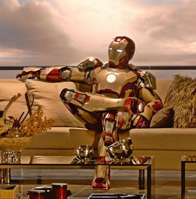 Iron Man 3: cel mai profitabil film al anului, parodiat intr-un trailer care a facut valuri pe internet