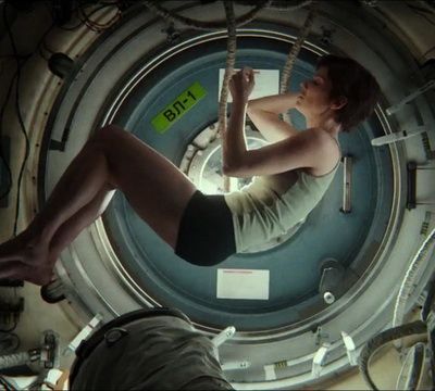 Trailer spectaculos pentru Gravity: poate cineva sa ii auda tipatul Sandrei Bullock in spatiu? Imaginile care iti vor taia respiratia