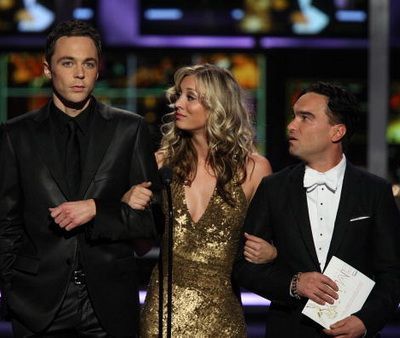 The Big Bang Theory: starurile celebrului serial de comedie vor mai multi bani, ce sume in plus au cerut pentru sezonul 8
