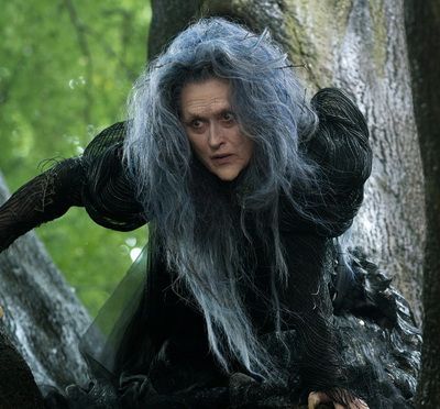 Into The Woods: Meryl Streep este de nerecunoscut in rol de vrajitoare in prima imagine oficiala din super productia Disney