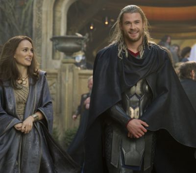 17 secrete din spatele super productiei Thor: The Dark World: 1500 de costume, 140 de arme si o armata de elfi ai Intunericului