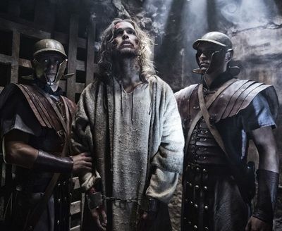 Trailer pentru Son of God: Iisus face miracole, este tradat si rastignit in primele imagini din filmul care spune povestea Fiului lui Dumnezeu