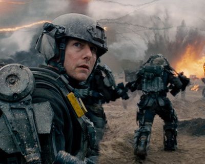 Trailer pentru Edge of Tomorrow: Tom Cruise, fortat sa moara si sa invie la infinit pentru a impiedica o invazie extraterestra in super productia science-fiction