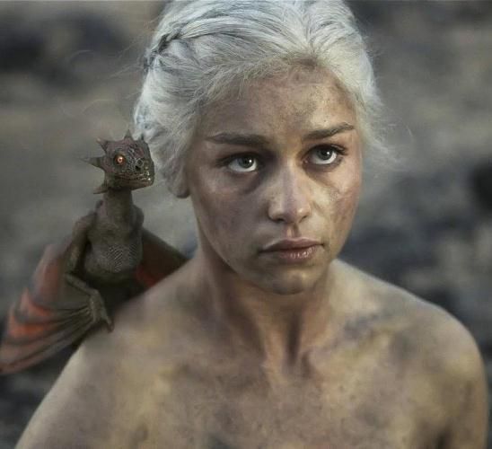 Emilia Clarke, starul din Game of Thrones, o va juca pe Sarah Connor in rebootul francizei Terminator. Cand va fi lansat filmul