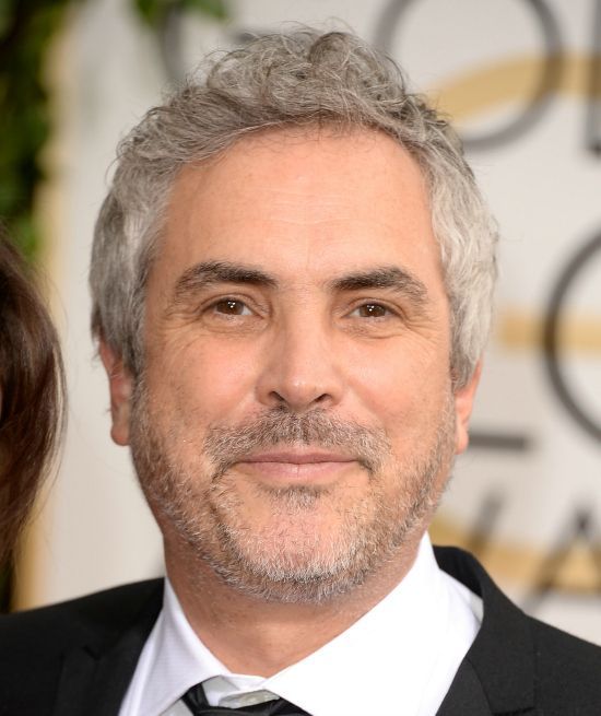 Alfonso Cuaron, regizorul care care a transformat tehnologia 3D intr-o bijuterie cinematografica, a fost recompensat cu primul Glob de Aur din cariera pentru filmul Gravity