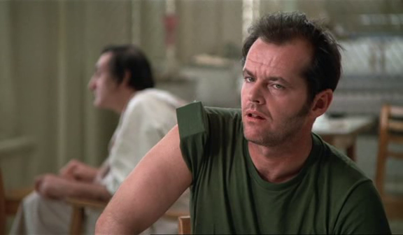 18. One Flew Over the Cuckoo's Nest (1975): Jack Nicholson a facut rolul definitoriu pentru cariera sa, in adaptarea cinematografica a lui Milos Forman dupa romanul scris de Ken Kesey. Filmul ramane o metafora pentru rebelii anilor '60.
