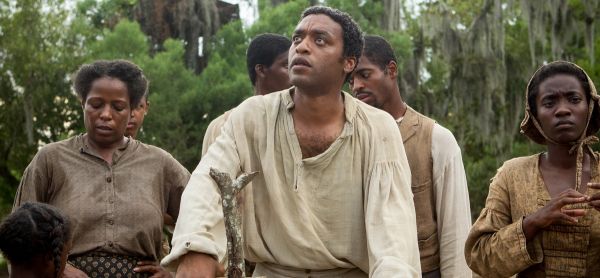 Chiwetel Ejiofor, actorul care a facut pe toata lumea sa planga in 12 Years a Slave: scena brutala care l-a marcat in filmul cu cele mai mari sanse la Oscar in acest an