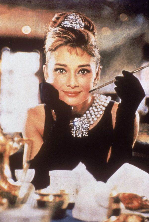 Audrey Hepburn: actrita britanica a fost aleasa cea mai frumoasa femeie din ultimii 50 de ani. Ce alte celebritati se mai regasesc in top