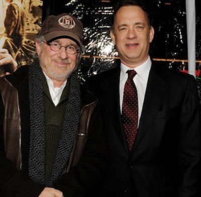 Tom Hanks va colabora pentru a patra oara cu Steven Spielberg: cei doi fac un thriller despre Razboiul Rece, afla povestea noului lor film