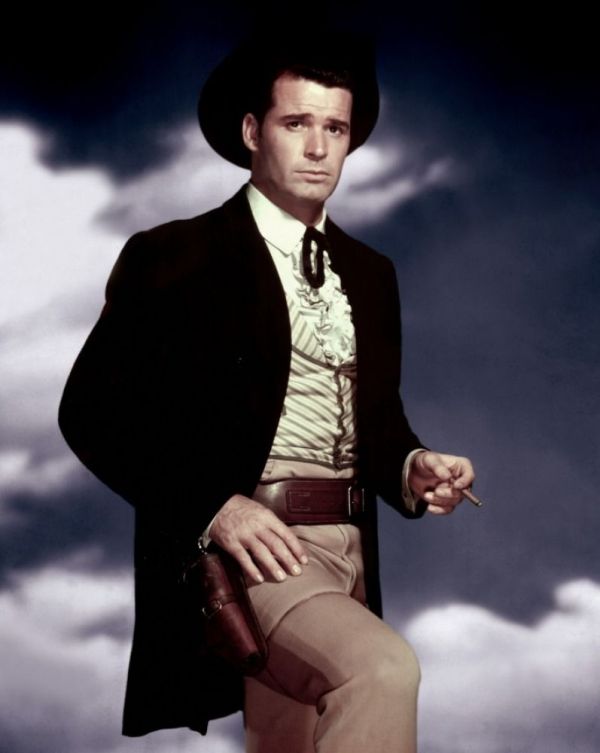Actorul James Garner, cunoscut pentru rolurile sale din Maverick si The Notebook, a murit la 86 de ani
