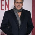 George Clooney va regiza un film despre scandalul interceptarilor telefonice din Marea Britanie