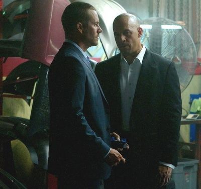 Prima imagine cu Paul Walker din Fast and Furious 7: scena emotionanta in care apare alaturi de Vin Diesel