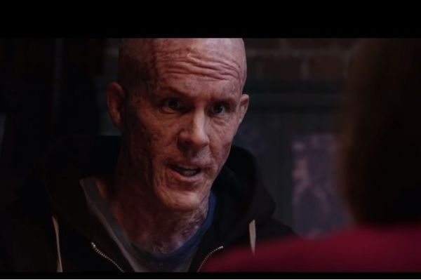 VIDEO. Primul trailer oficial pentru Deadpool . Ryan Reynolds este un psihopat ucigas, de neoprit