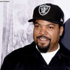 Ice Cube a dat lovitura in box-office-ul american cu un film despre gangsta-rap: Straight Outta Compton