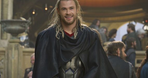 Prima imagine cu Chris Hemsworth din noul film Ghostbusters: cat de schimbat este Thor