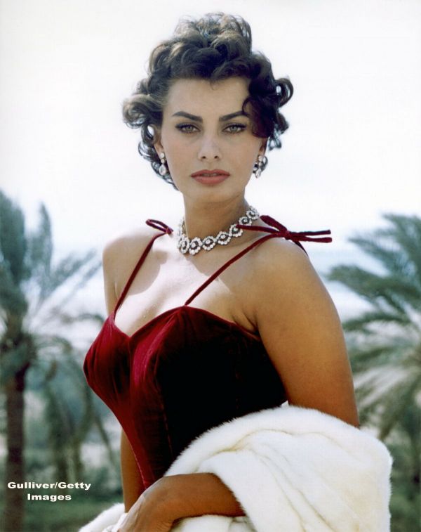 Sophia Loren, ovationata in picioare la festivalul de film de la Lyon. Cum arata la 81 de ani una dintre cele mai frumoae actrite ale anilor 60