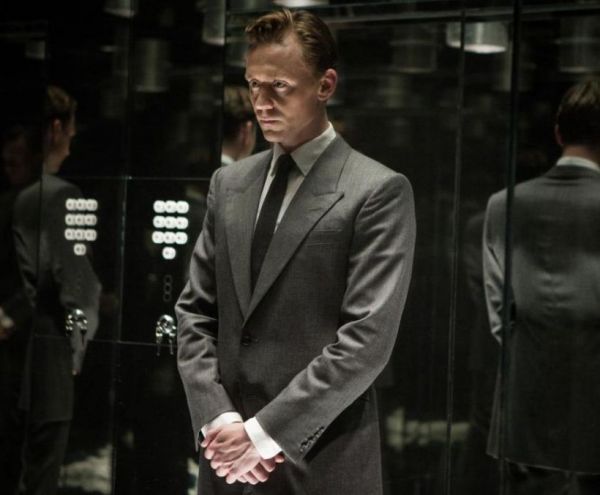 Tom Hiddleston, transformare fizica impresionanta in noul sau film: cum arata acum abdomenul actorului