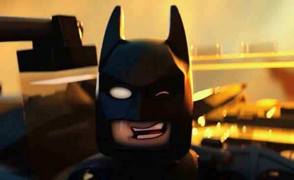 Noul trailer al filmului The Lego Batman arata o fata necunoscuta a super-eroului. Cand apare in cinematografe