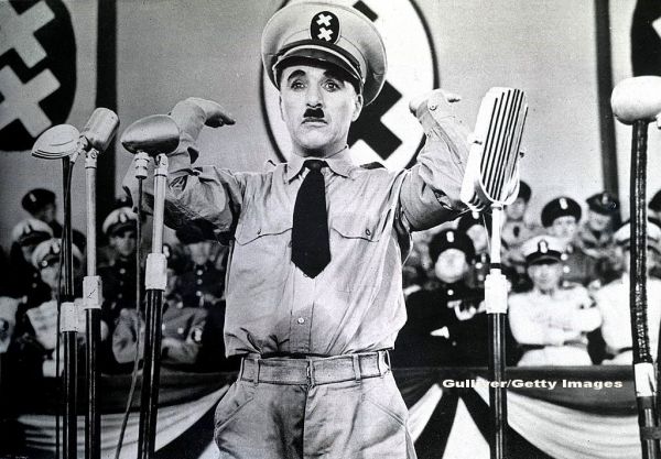 De ce Dictatorul al lui Charlie Chaplin este considerat unul dintre cele mai curajoase filme ale epocii sale. Cand a fost difuzat prima data in Romania