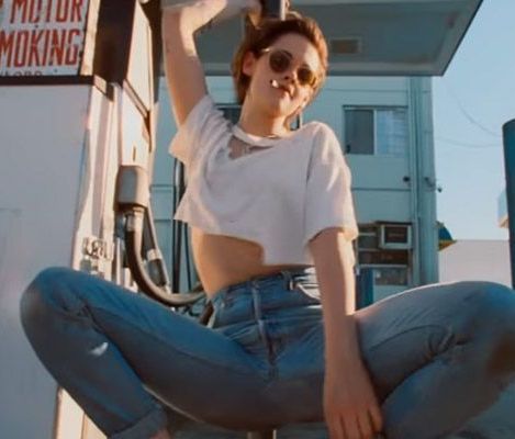 Kristen Stewart, muza celor de la Rolling Stones. Actrita danseaza lasciv in videoclipul noii piese de la Rolling Stones. VIDEO