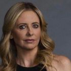 La 45 de ani, Sarah Michelle Gellar, protagonista din Buffy, spaima vampirilor, arată criminal în costum de baie