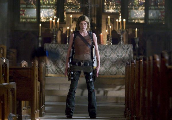 Dacă e miercuri, e Resident Evil ! Ești pregătit să înfrunți forțele răului alături de Milla Jovovich?