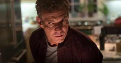 De la cicălitor la enervant și periculos, Dennis Qaid este Intrusul