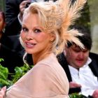 Pamela Anderson, pentru prima oară la Met Gala