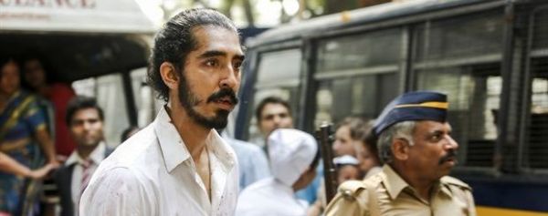 Atentatul terorist de la hotelul Taj Mahal Palace, relatat în Hotel Mumbai