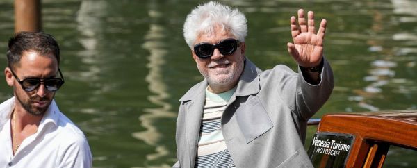 Pedro Almodovar, record de ovații la Festivalul de Film de la Veneția, după proiecția celui mai recent film al său