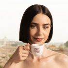 Lily Collins a devenit mamă. Ce nume neobișnuit a ales eroina din Emily in Paris pentru fiica sa