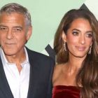 Amal Clooney a făcut senzație într-o rochie mini de 12.000 de dolari