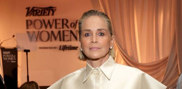 A fost groaznic să nu am o copilărie! Mama mea era foarte severă, spune azi Sharon Stone