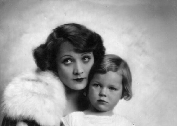 A murit unica fiică a lui Marlene Dietrich, actrița Maria Riva