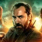Jude Law, Mads Mikkelsen și Eddie Redmayne se &icirc;nfruntă &icirc;n vrăji &icirc;n Animale fantastice: Secretele lui Dumbledore