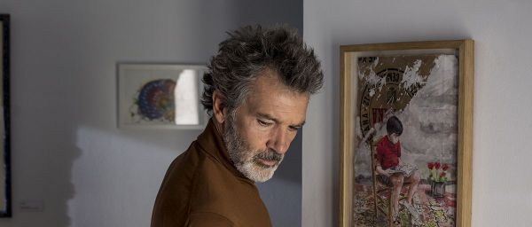Antonio Banderas, față-n față cu oglinda trecutului, &icirc;ntr-o producție semnată Pedro Almodovar