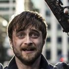 Daniel Radcliffe e fără scăpare &icirc;n Dă din pistoalele, un joc pe viață și pe moarte