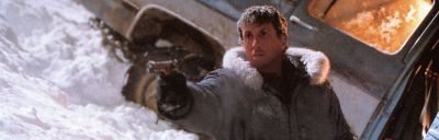 Sylvester Stallone &icirc;ncearcă să scape cu viață din Clinica