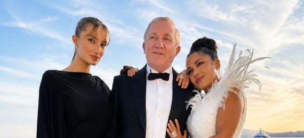 Salma Hayek și familia sa, apariție virală la Cannes