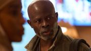 Actorul dublu nominalizat la Oscar Djimon Hounsou revine &icirc;ntr-un thriller năucitor, The Passenger