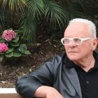 La 88 de ani și după o carieră fabuloasă &icirc;n film, Sir Anthony Hopkins se lansează oficial &icirc;n muzică