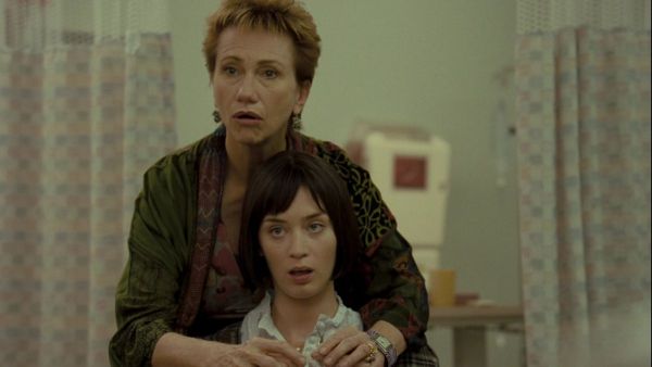 Emily Blunt o are ca mentor pe Kathy Baker &icirc;n Cercul literar Jane Austen