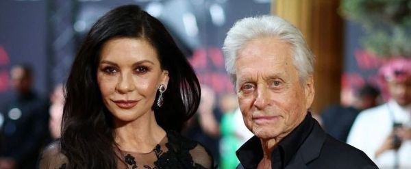 La mulți ani la dublu! Catherine Zeta-Jones și Michael Douglas &icirc;și sărbătoresc &icirc;mpreună ziua de naștere