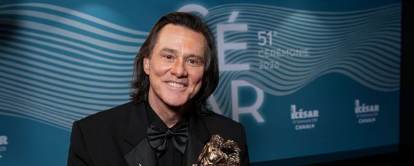 Jim Carrey s-a căsătorit cu partenera lui asiatică