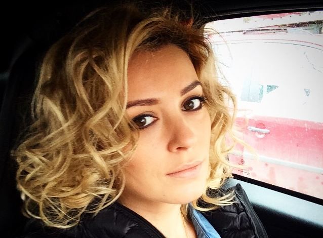 Pro Tv Diana Dumitrescu Fara Urma De Machiaj Pe Chip Look Ul 100