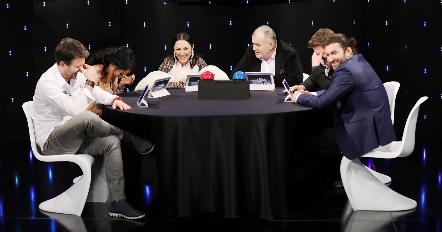 50 De Concurenti Extraordinari Se Pregatesc Pentru Marile Spectacole Live Romanii Au Talent Romanii Au Talent Protv