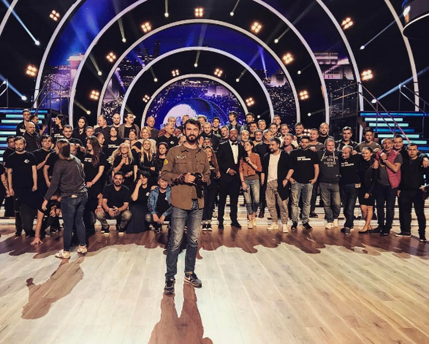 Uite Cine Danseaza Protv