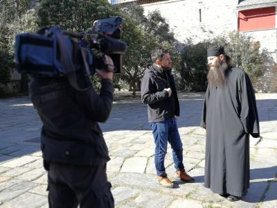 Pro Tv In Duminica Pastelui Romania Te Iubesc Prezinta Un Reportaj Despre Credinta Realizat La Muntele Athos